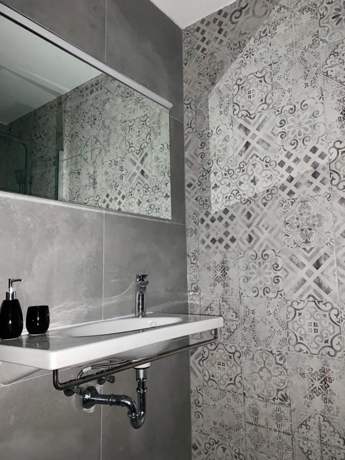 Deluxe Suites Mandic Omiš Zewnętrze zdjęcie