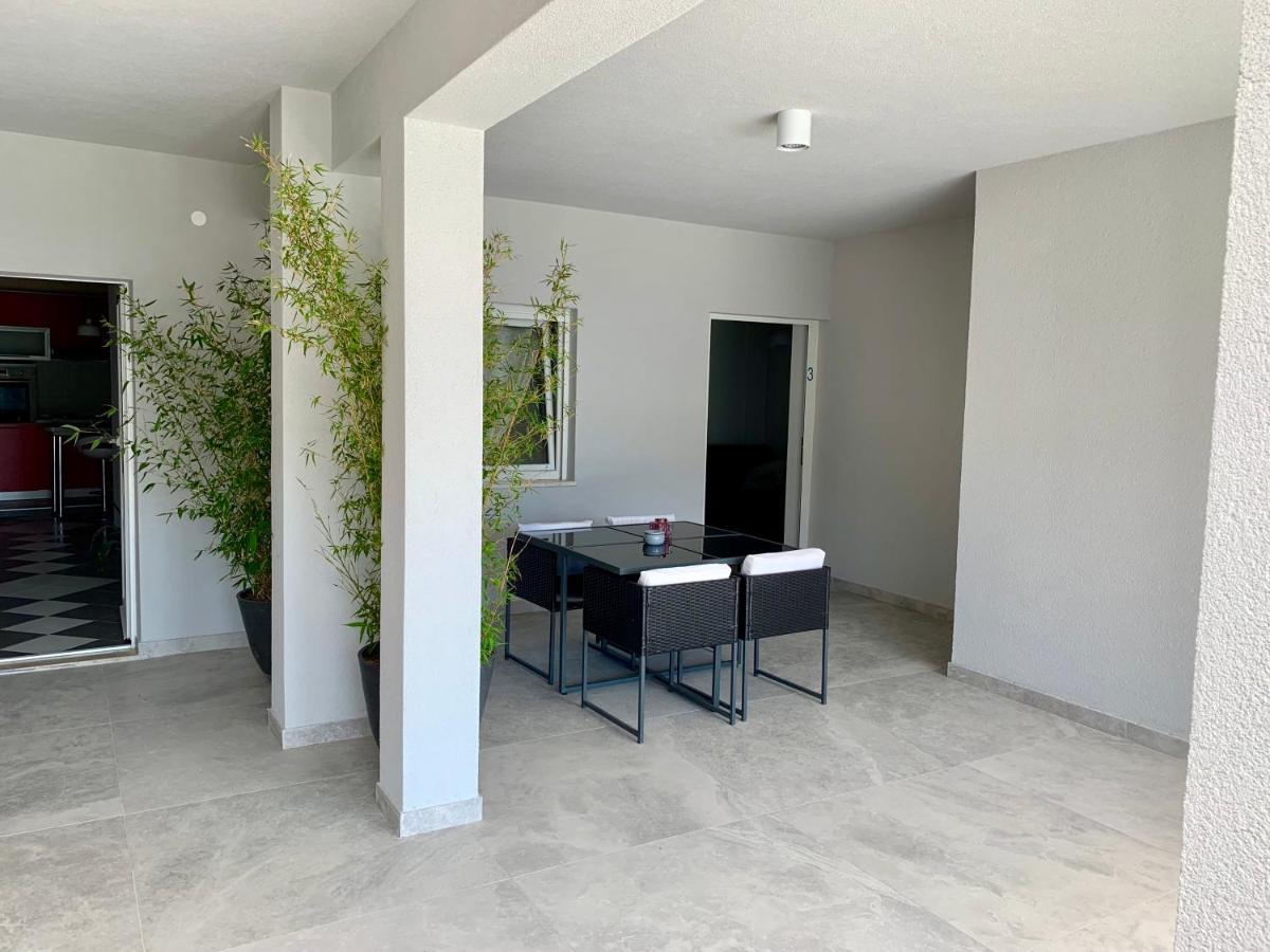 Deluxe Suites Mandic Omiš Zewnętrze zdjęcie